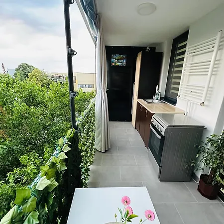 Apartment Palm Breeze Saturn